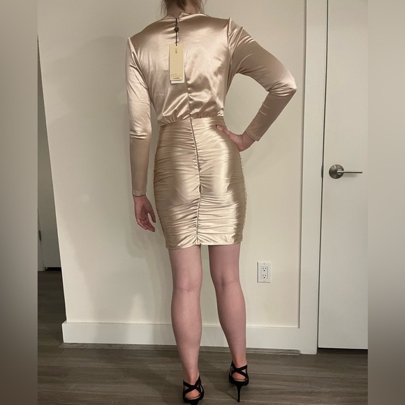 ASOS Club London Light Pink Satiny Low Cut Mini Dress - Picture 3 of 6